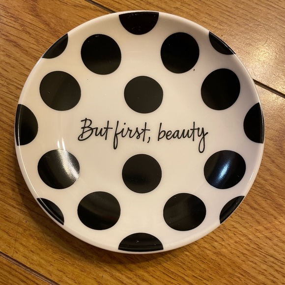 Sephora Jewelry/Makeup dish - Picture 1 of 3